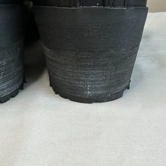 Merrell Shiloh II Warm Boot in Black Leather and Gray Felt - Picture 11 of 12